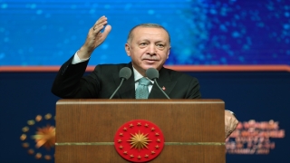 Erdoğan: ”Kadına Yönelik Şiddetle Mücadele 4. Ulusal Eylem Planı’nın ilk hedefini şiddetle mücadele mevzuatının gözden geçirilmesi ve etkin uygulanması olarak belirledik.”