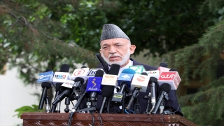 Eski Afganistan Cumhurbaşkanı Karzai: ”En kısa sürede Taliban’la müzakereler ciddi şekilde yeniden başlayacaktır”