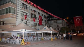 Şehit İl Emniyet Müdür Yardımcısı Cevher’in babaevi Türk bayraklarıyla donatıldı
