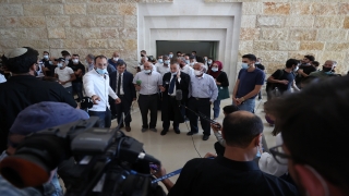 İsrail mahkemesi Kudüs’ün Şeyh Cerrah Mahallesi’ndeki ailelerin tehciriyle ilgili kararı yine erteledi