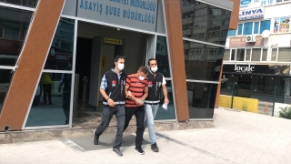 Kocaeli’de kuyumcudaki gaspla ilgili İstanbul’da yakalanan şüpheli adliyeye sevk edildi