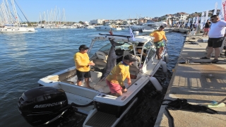 İzmir’de açık deniz balıkçılık turnuvasında ilk gün tamamlandı
