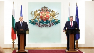 Bulgaristan’da erken genel seçim ile cumhurbaşkanı seçimi 14 Kasım’da yapılacak
