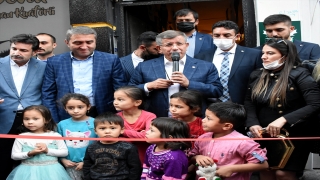 Gelecek Partisi Genel Başkanı Davutoğlu, Kırşehir’de partisinin il başkanlığının açılışını yaptı
