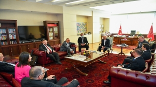 Kılıçdaroğlu, ATSO Yönetim Kurulu Başkanı Hikmet Çinçin’i kabul etti