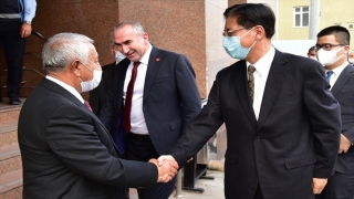 Büyükelçiler Shaobin ile Vaivars, Afyonkarahisar Belediye Başkanı Zeybek’i ziyaret etti