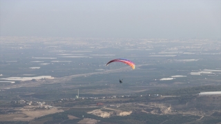 Mersin’de ”Yamaç Paraşütü Cumhuriyet Kupası” etkinliği düzenlendi