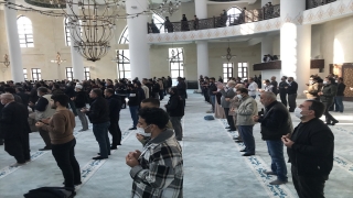 Şanlıurfa’da kuraklığa karşı camilerde yağmur duası edildi