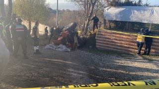 Bolu’da devrilen traktördeki çift öldü