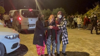 Antalya’da bir kişi eski eşini öldürdü, kadının iki kardeşini yaraladı