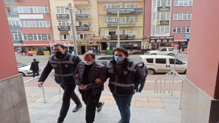 Kocaeli’de evden hırsızlık yaptıkları iddiasıyla 2 şüpheli tutuklandı