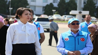 Türkiye’den Kırgızistan’ın Oş kentinde ihtiyaç sahibi 154 aileye gıda yardımı