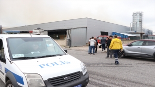 GÜNCELLEME Kayseri’de mobilya fabrikasındaki yangın söndürüldü