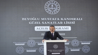 Milli Eğitim Bakanı Özer, Beyoğlu Mustafa Kandıralı Güzel Sanatlar Lisesi açılışında konuştu: