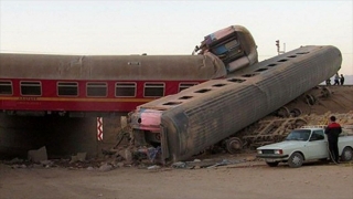 İran’da yolcu treninin raydan çıkması sonucu 17 kişi öldü
