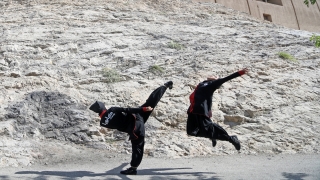 İran’daki ”Afgan kadın ninjalar” ülkeleri adına uluslararası yarışmalara katılmak istiyor