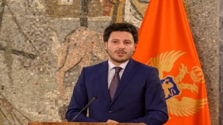 Karadağ Başbakanı Abazovic, halka ”tasarruf” çağrısı yaptı