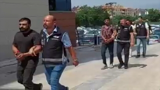 İzmir’de çalıntı mal satmak isteyen 3 kişi tutuklandı 