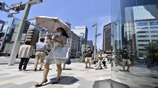 Aşırı sıcakların etkili olduğu Tokyo’da halka 3 gündür elektrik tasarrufu uyarısı yapılıyor