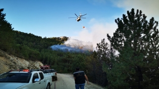MSB, Kütahya’da devam eden orman yangınları için 8 helikopter görevlendirdi
