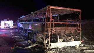 Kırşehir’de seyir halindeki yolcu otobüsünde çıkan yangın söndürüldü