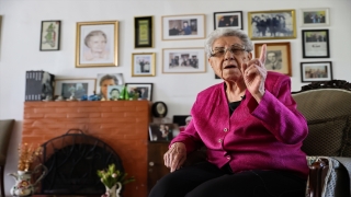 Filistin’de tarihe tanıklık eden 90 yaşında bir eğitim gönüllüsü: Mahira öğretmen