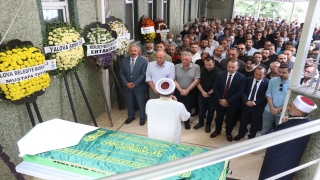Memleket Partisi Genel Başkan Yardımcısı Özel’in kardeşinin cenazesi defnedildi