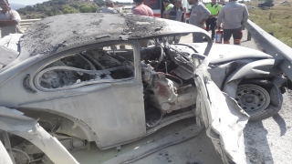 Afyonkarahisar’da iki otomobilin çarpışması sonucu 1 kişi öldü, 4 kişi yaralandı