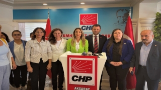 CHP’li Nazlıaka, Aksaray’da partisinin il başkanlığını ziyaret etti