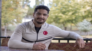 Taha Akgül, üçüncü dünya şampiyonluğu için mindere çıkacak: