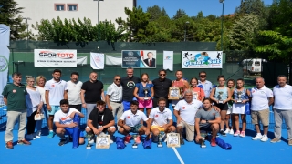 Manisa’da düzenlenen Tenis Büyükler Sonbahar Kupası Türkiye Serisi sona erdi 