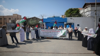Gazze’deki gösteride BM Filistinli Mültecilere Yardım Ajansına destek çağrısı yapıldı