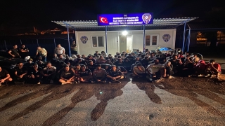 Marmaris’te otel ve apartlarda yapılan denetimde 105 düzensiz göçmen yakalandı