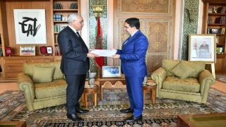 Cezayir Cumhurbaşkanı’ndan Fas Kralı’na Arap Birliği Zirvesi’ne katılım daveti