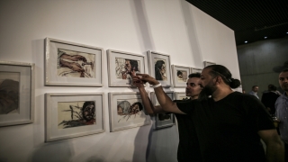 İsrail ablukasının Gazze’de neden olduğu sıkıntılar görsel sanatlar sergisiyle anlatılıyor
