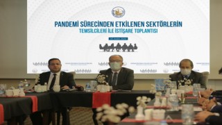 Sivas Belediyesinden pandemi sürecinde iş yeri kapanan esnafa 1500 lira nakdi destek