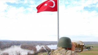 Yunanistan'a geçmeye çalışan 4'ü FETÖ, biri PKK mensubu 10 kişi yakalandı