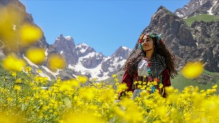 Hakkari'deki Cilo Dağları doğa ve fotoğraf tutkunlarının yeni rotası oldu