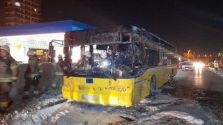 İstanbul’da yine İETT otobüsü yandı