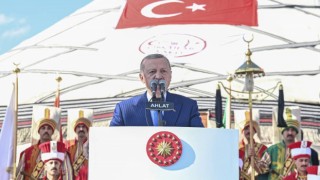 Türk milletinin şanlı tarihini öğrenmek isteyen buralara gelsin