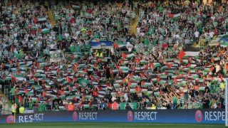 Filistin'e destek veren Celtic taraftarına engel