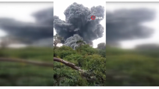 Endonezya’da yanardağ patlaması sonucu 11 dağcı öldü