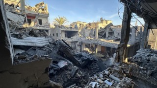 Terör devleti israil Cibaliye'ye saldırdı en az 100 kişi öldü