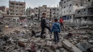 Gazze'de yaşanan açlık felaketi en fazla çocukları etkiliyor