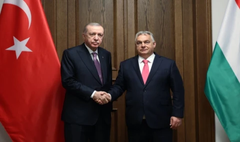 Cumhurbaşkanı Erdoğan’dan Macaristan’da AB ve barış vurgusu