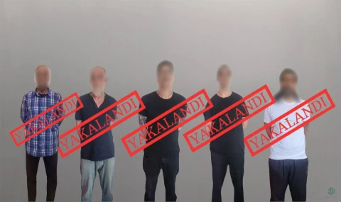 Kırmızı bültenle aranan 5 suçlu Türkiye'ye iade edildi