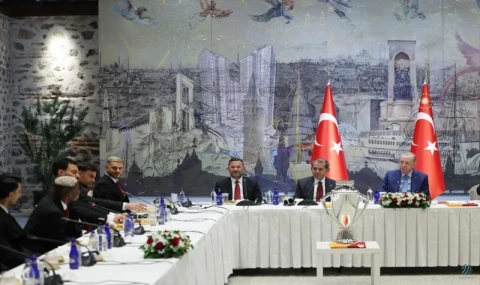 Sizinle tanışmak için kupa kazanmalıydık