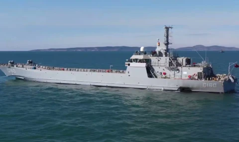 Yeni tip çıkarma gemisinde ikinci teslimat... Ç-160 Deniz Kuvvetleri envanterinde