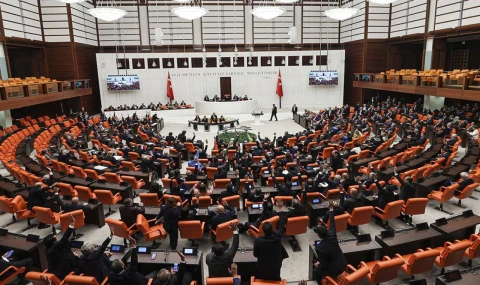 TBMM’de öğrenci affı teklifinde ilk 13 madde kabul edildi... Akademik sahteciliğe ağır yaptırım