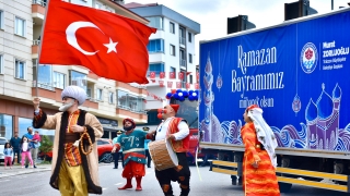 Trabzon Büyükşehir Belediyesinden mahallelerde Ramazan Bayramı eğlencesi